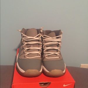 Jordan 11 cool gray